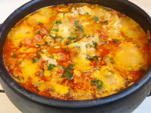 Moqueca Capixaba de Peixe com Camarão